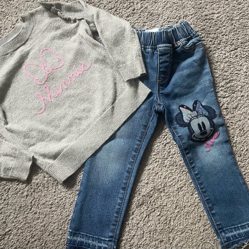 Like new baby gap Disney Minnie sweater and Minnie jeans size 3t